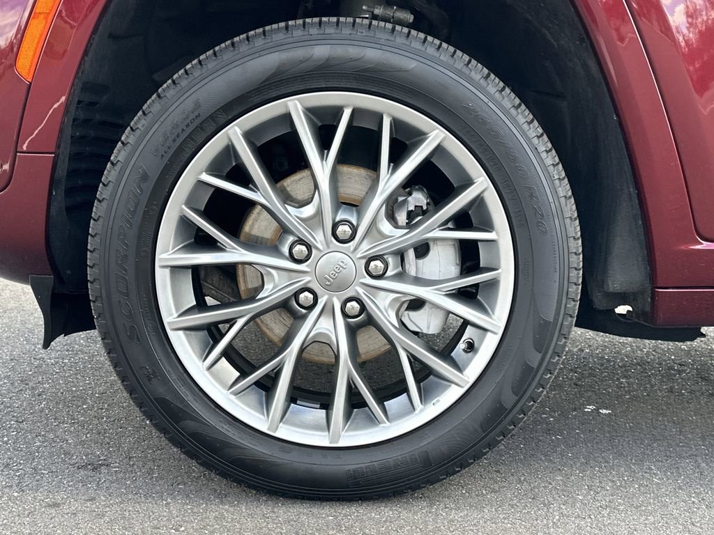 Certified 2025 Jeep Grand Cherokee Summit image 16