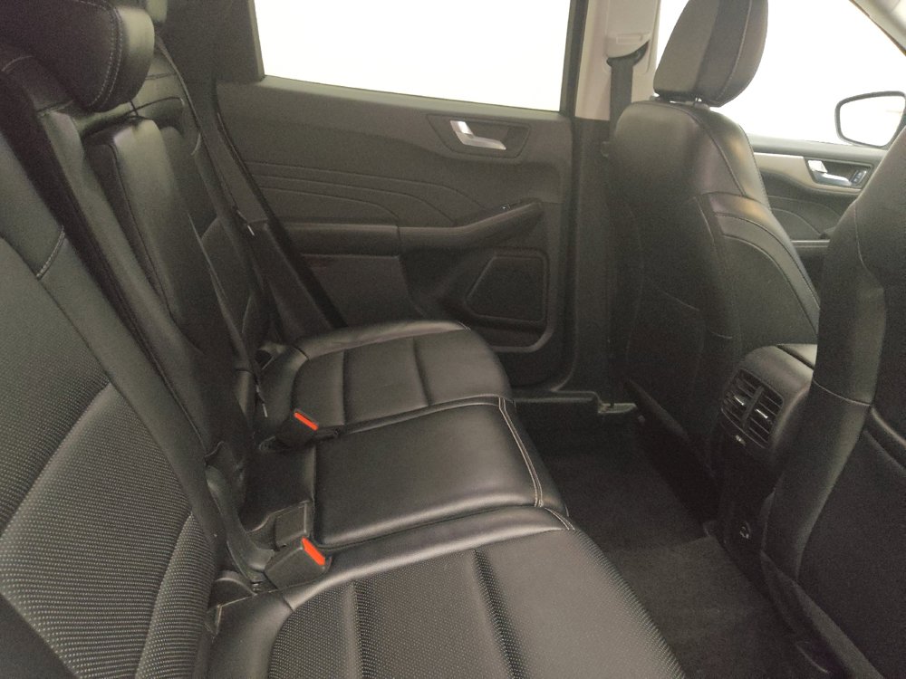 Used 2022 Ford Escape SEL image 19
