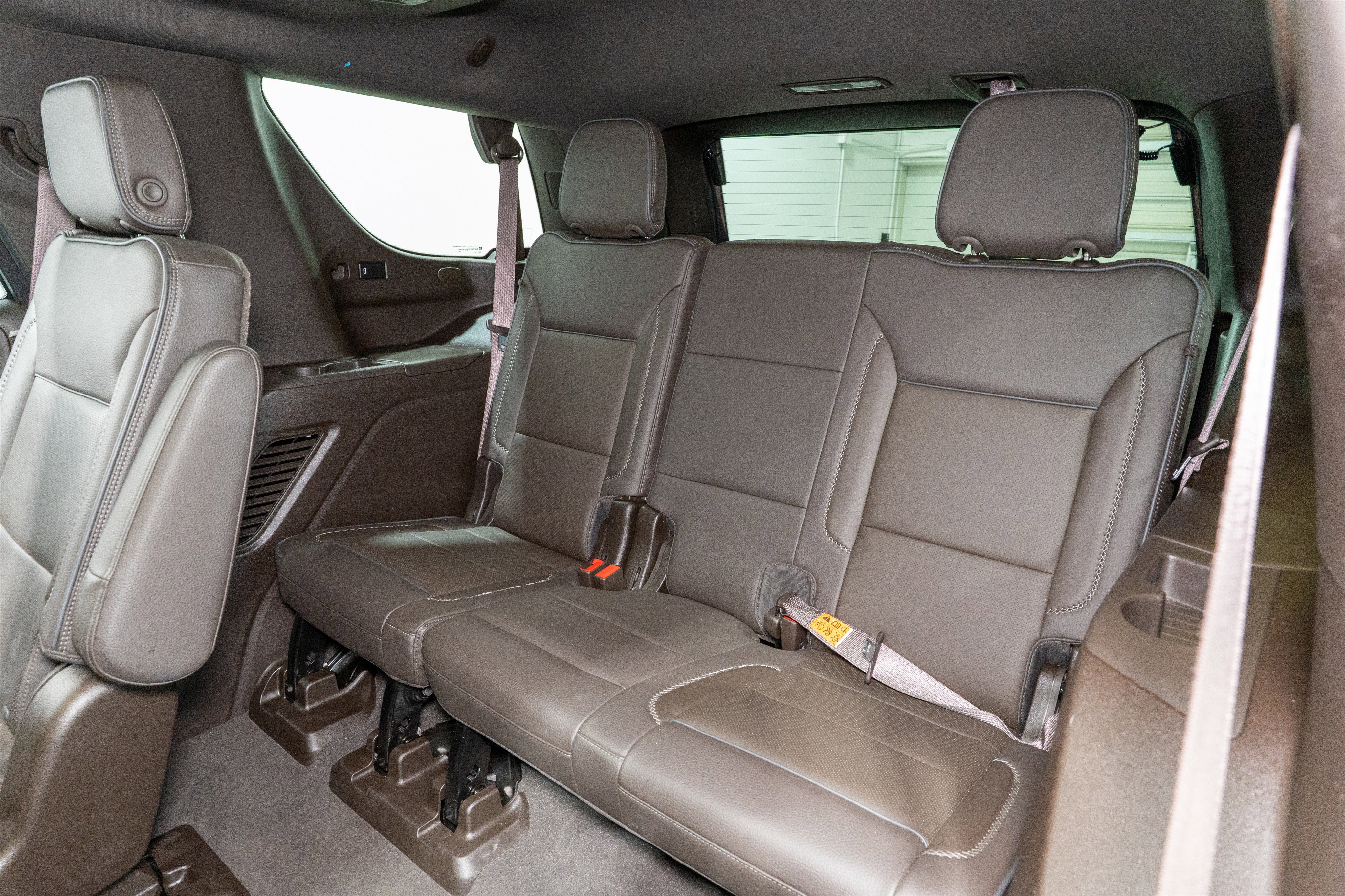 Used 2021 GMC Yukon Denali w/ Denali Premium Package RWD image 35