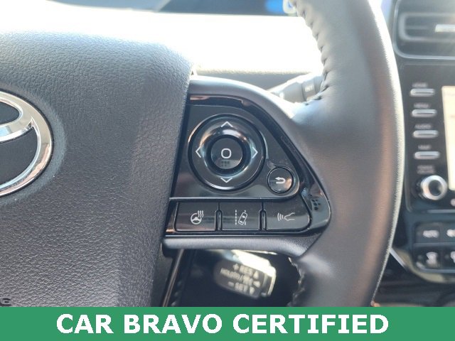 Used 2022 Toyota Prius XLE image 32