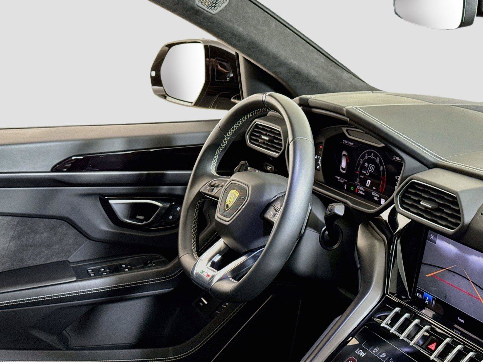 Used 2023 Lamborghini Urus S AWD/4WD image 34