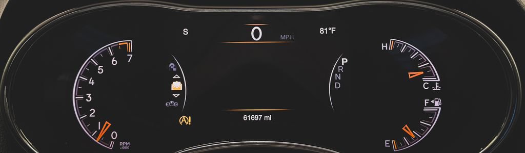 Used 2020 Jeep Grand Cherokee Altitude RWD image 12