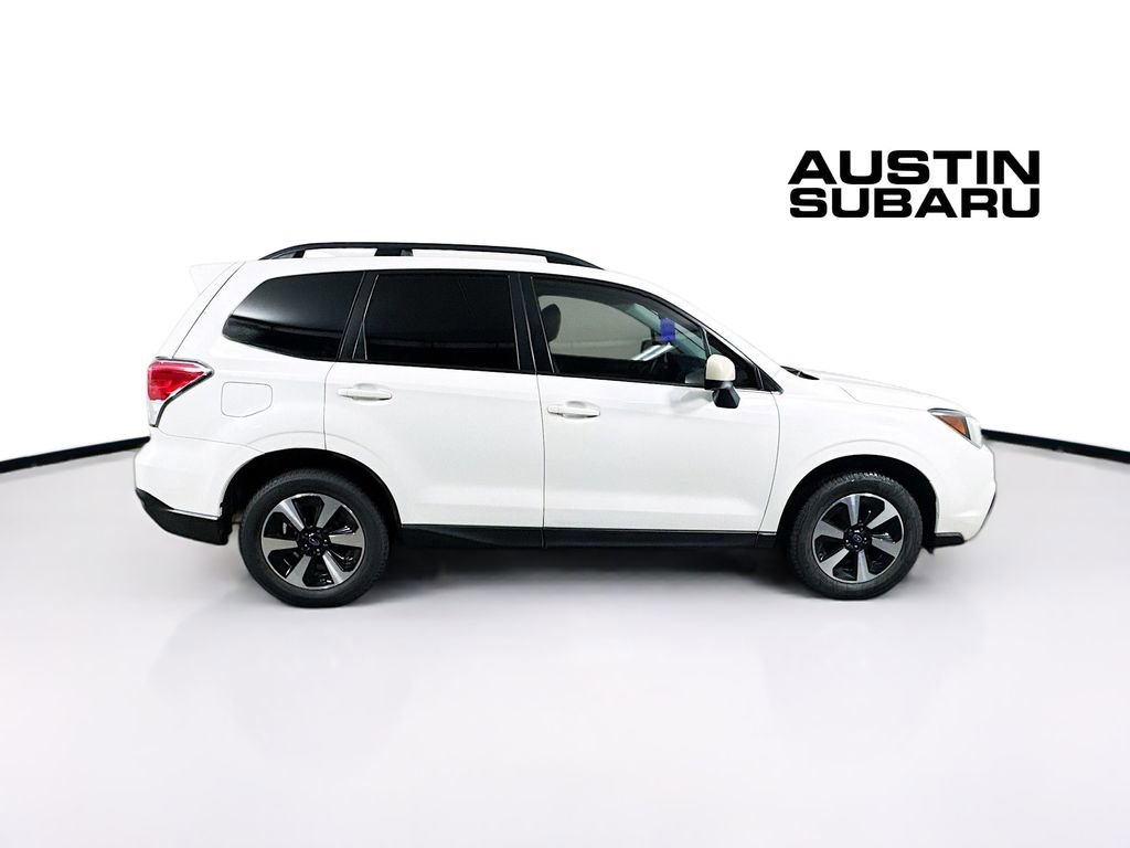 Used 2017 Subaru Forester 2.5i Premium AWD/4WD image 8