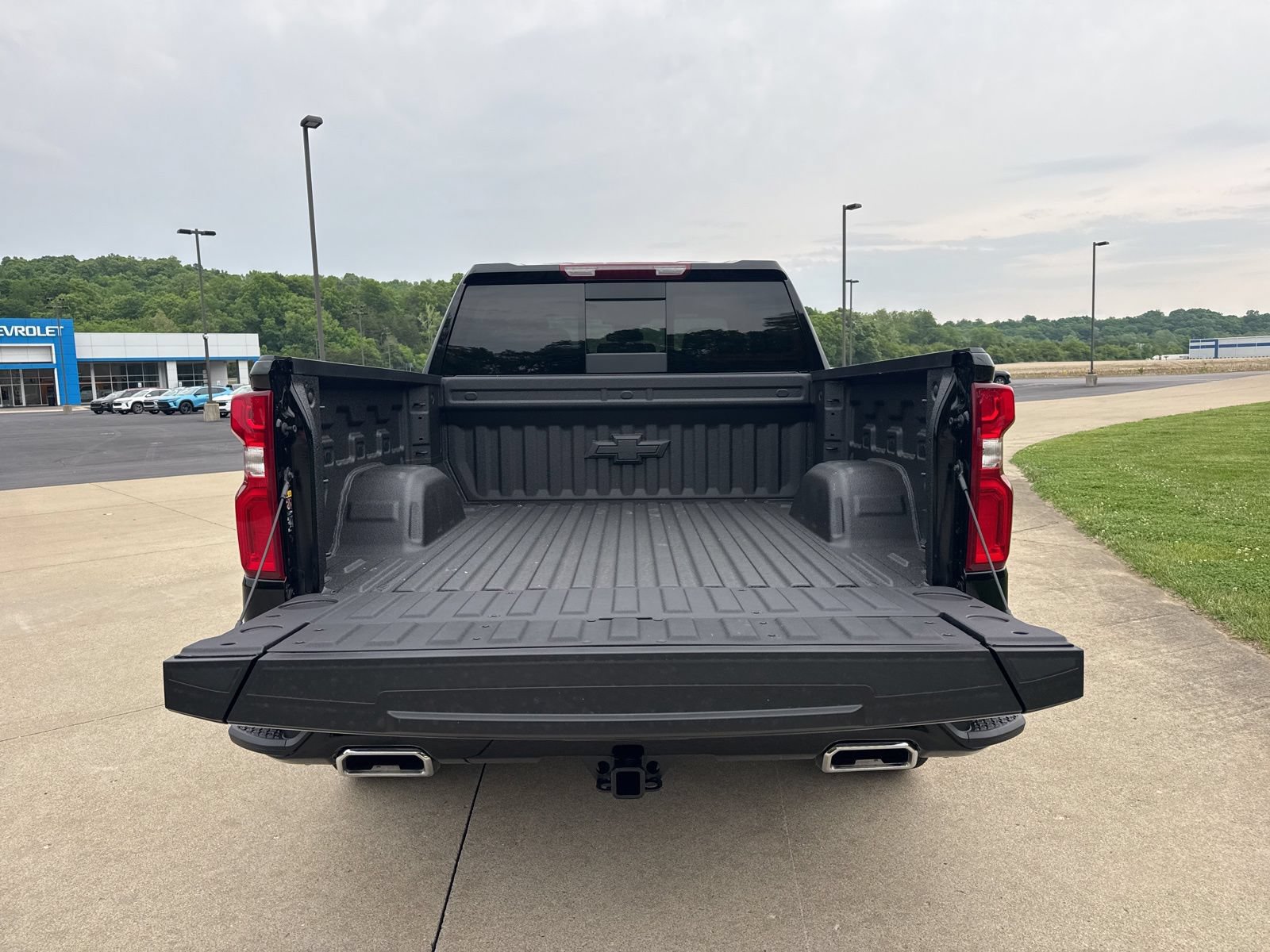 New 2026 Chevrolet Silverado 1500 RST w/ All Star Edition Plus AWD/4WD image 11