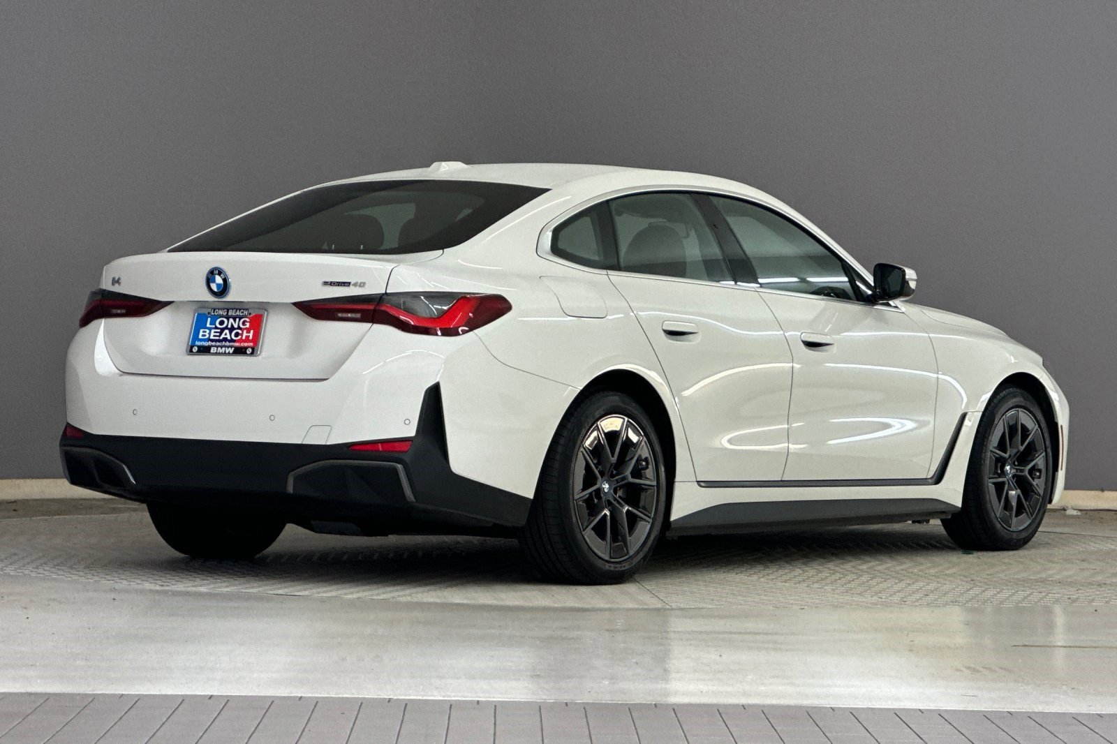 Certified 2024 BMW i4 eDrive40 w/ Premium Package image 8