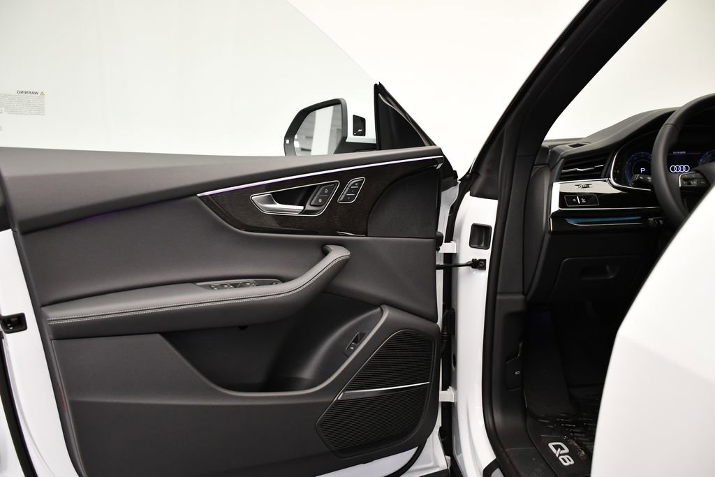 New 2026 Audi Q8 Premium Plus image 32