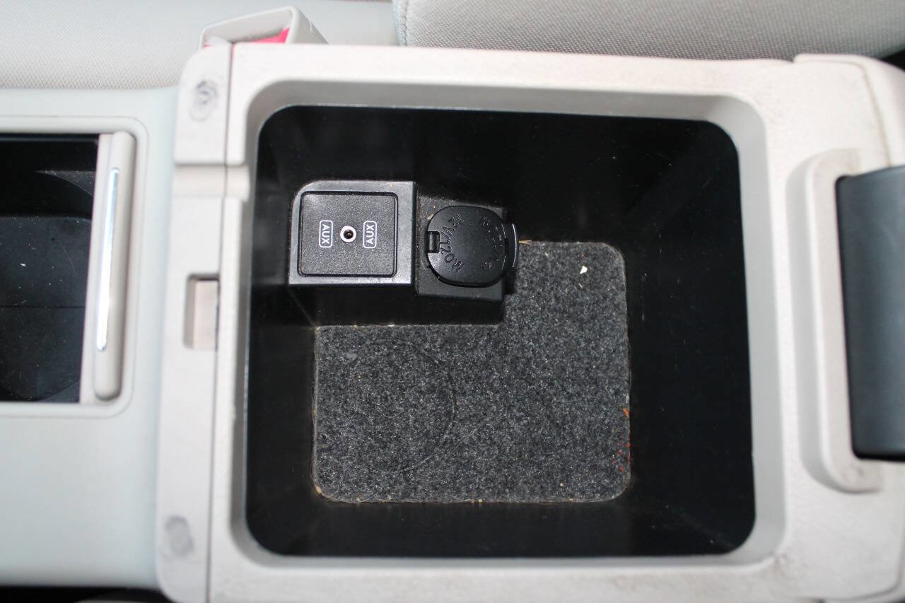 Used 2007 Subaru Outback 2.5i L.L. Bean image 40