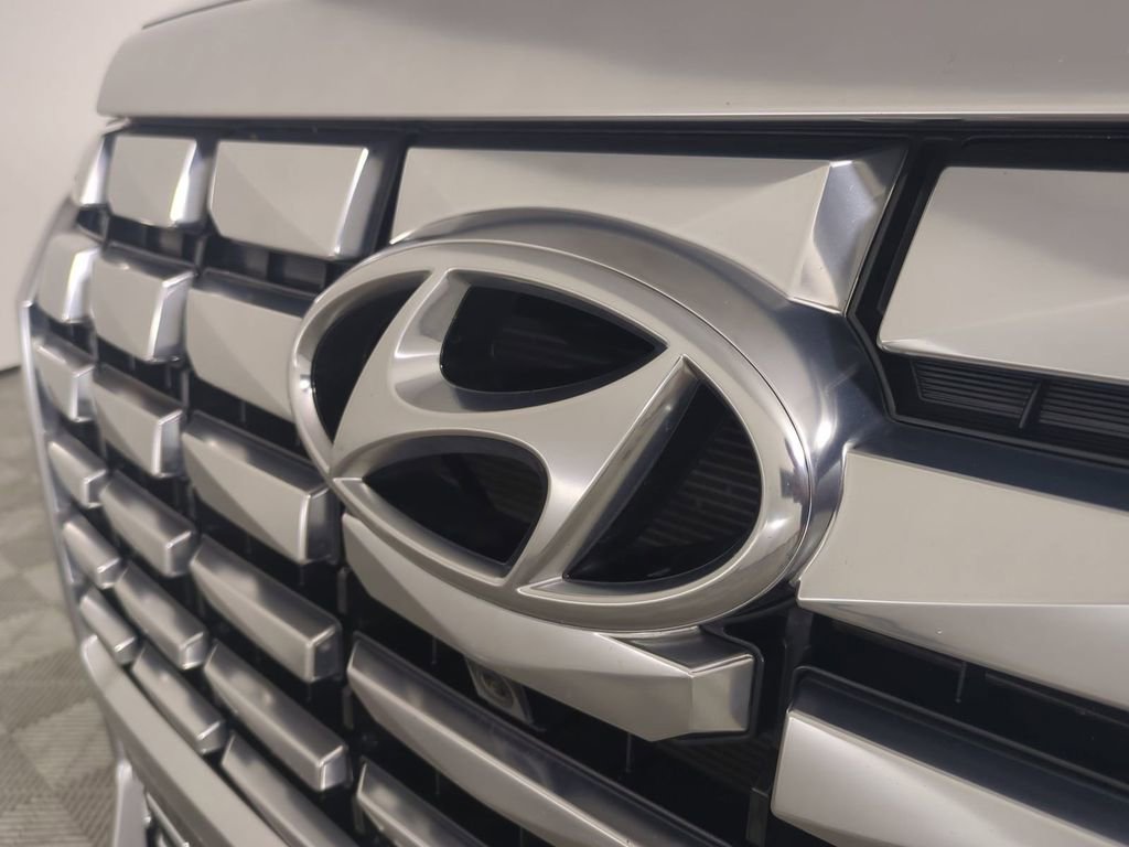 Used 2024 Hyundai Palisade Calligraphy FWD image 13