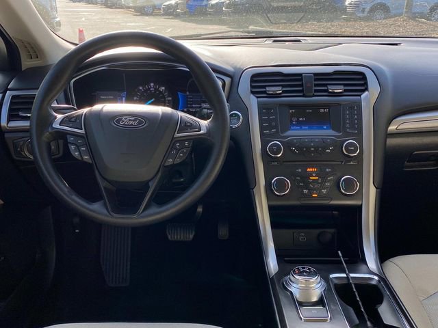 Used 2018 Ford Fusion S image 8