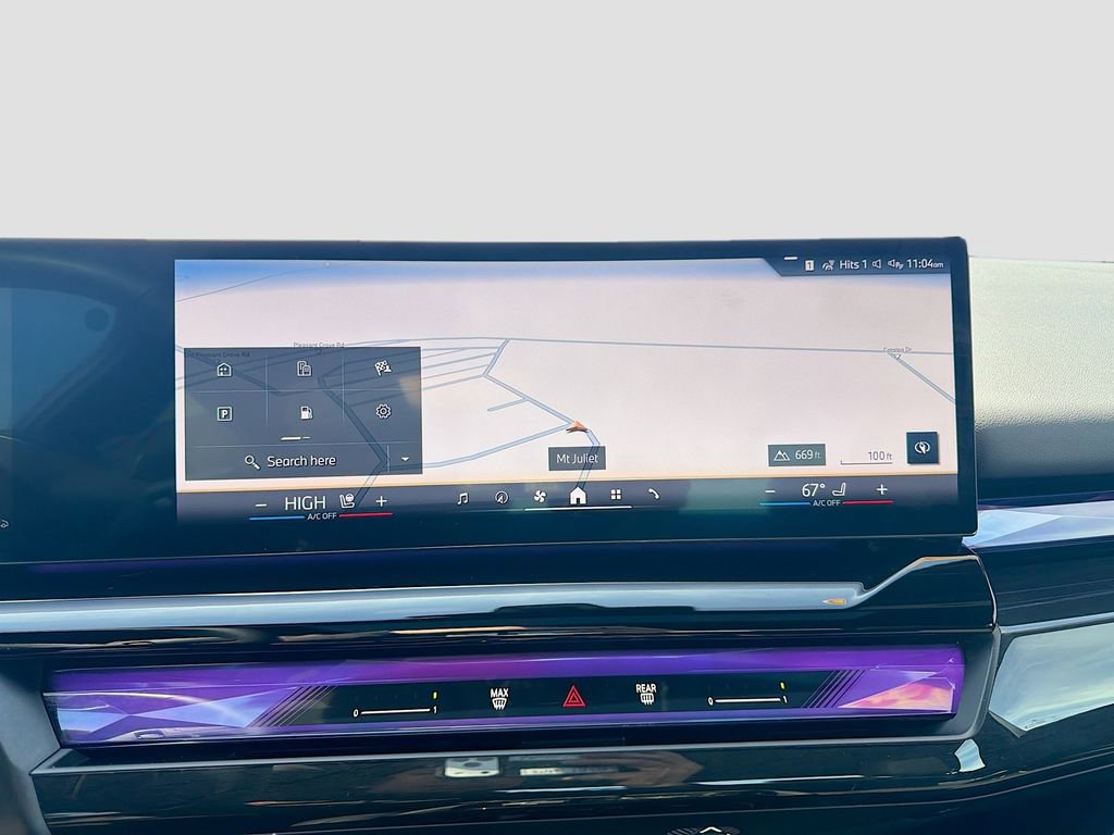 Used 2025 BMW 540i xDrive image 32