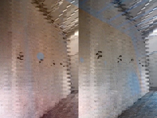 Used 2014 Chevrolet Express 3500 Extended RWD image 18