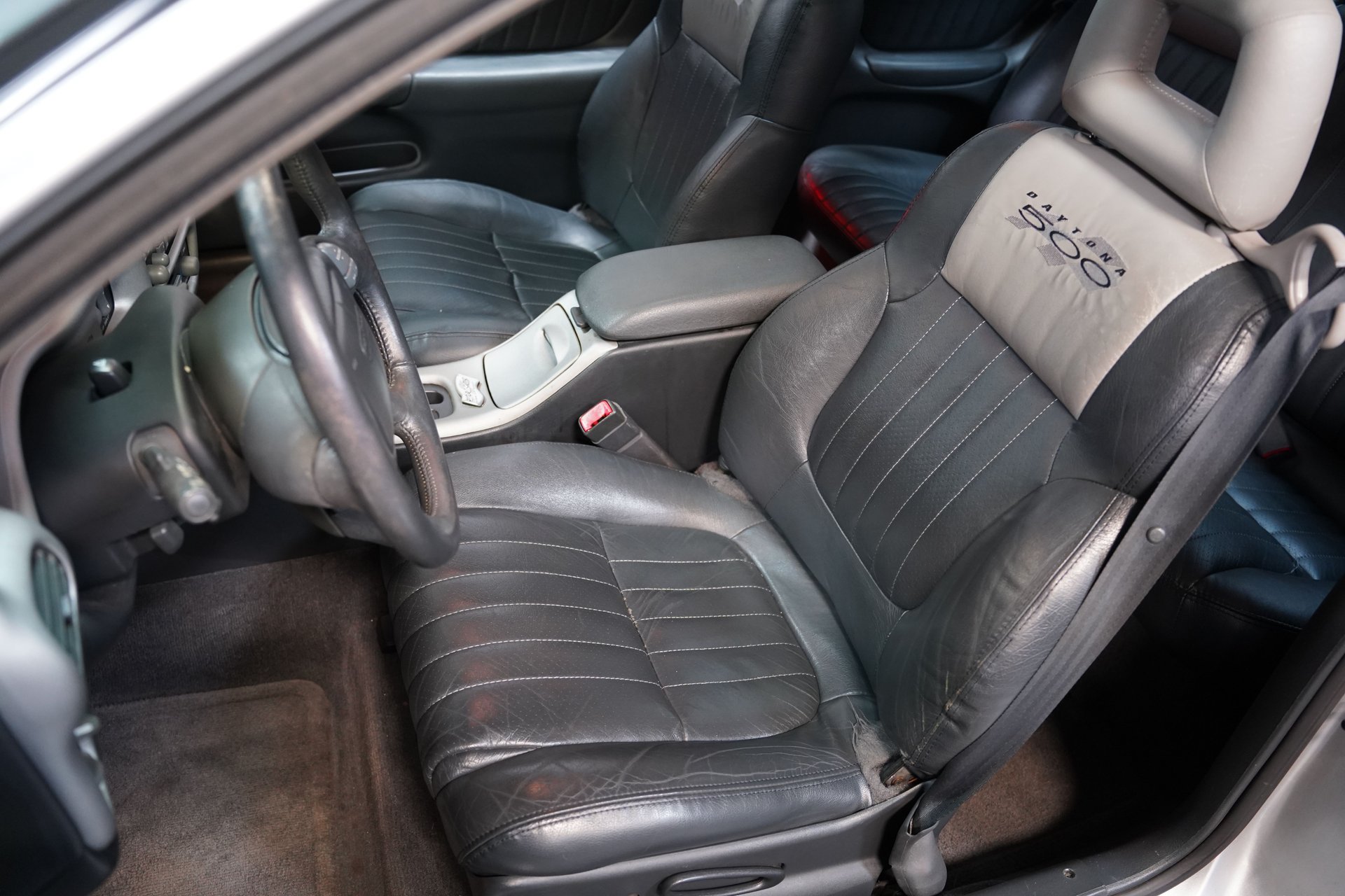 Used 2000 Pontiac Grand Prix GTP w/ Opt Pkg FWD image 34
