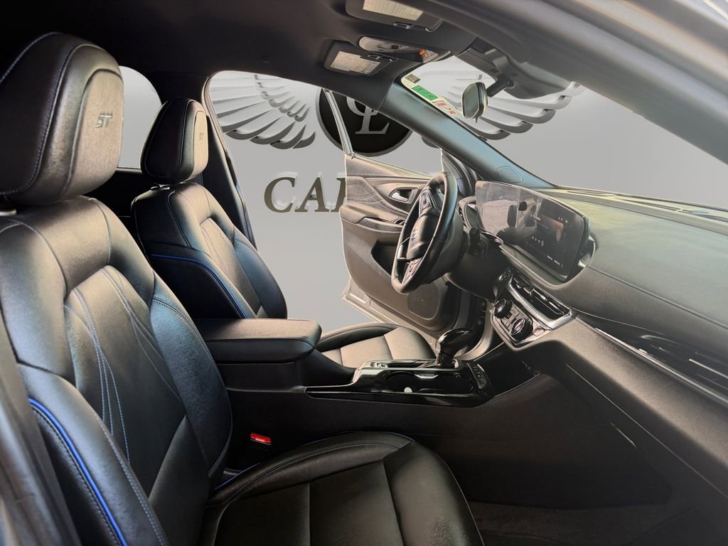 Used 2025 Buick Envista Sport Touring image 14