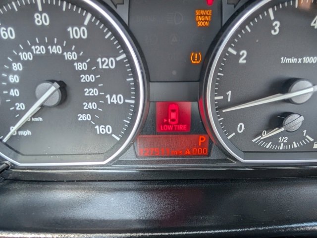 Used 2010 BMW 128i Convertible image 13