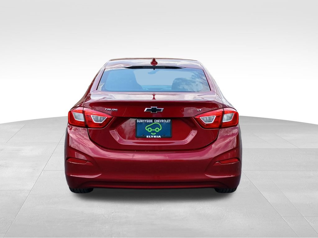 Certified 2018 Chevrolet Cruze LT w/ Sun And Sound Package FWD image 3