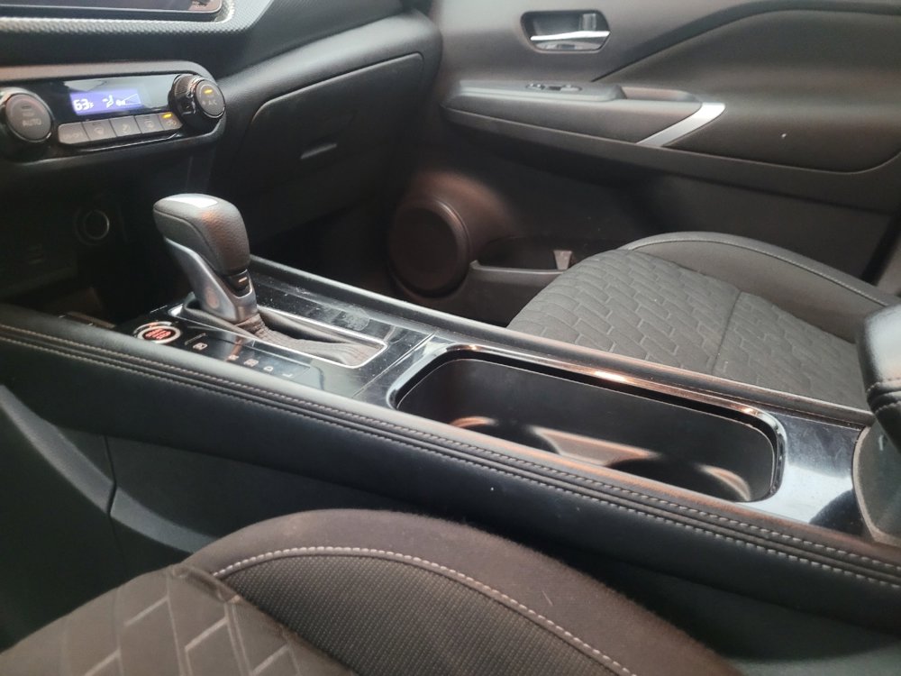 Used 2022 Nissan Kicks SV FWD image 26