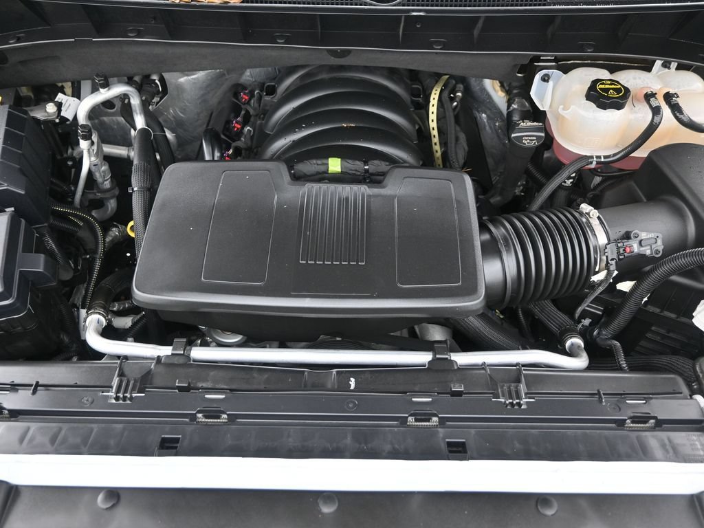 Used 2025 Chevrolet Silverado 1500 High Country w/ High Country Premium Package AWD/4WD image 14