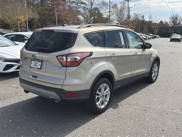 Used 2017 Ford Escape SE w/ Equipment Group 201A image 7