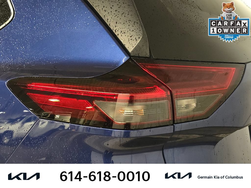 Used 2023 Nissan Rogue S AWD/4WD image 15