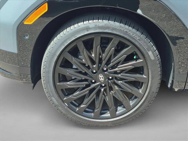 Used 2025 Hyundai Santa Fe Calligraphy AWD/4WD image 23