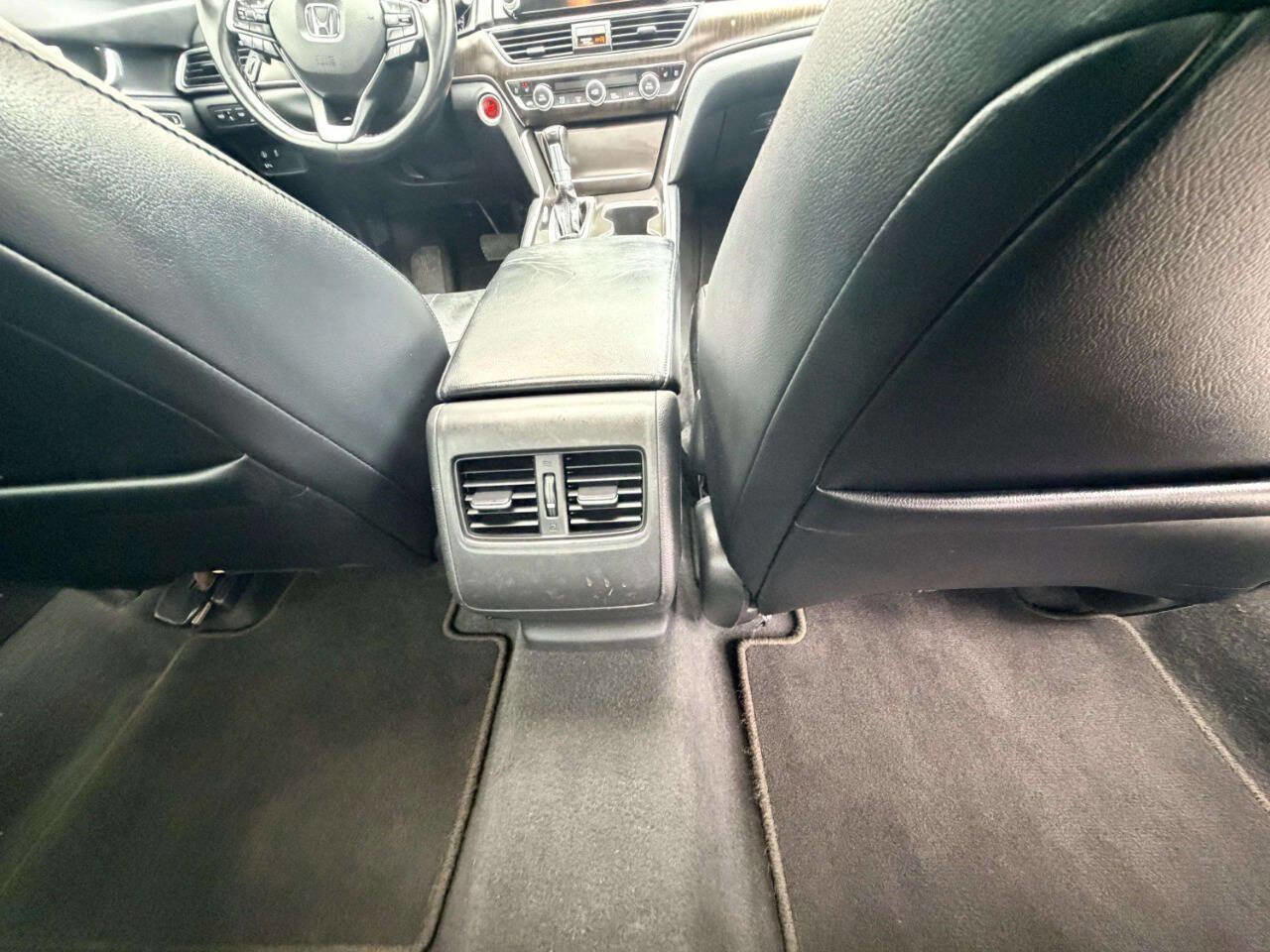 Used 2018 Honda Accord Touring image 22