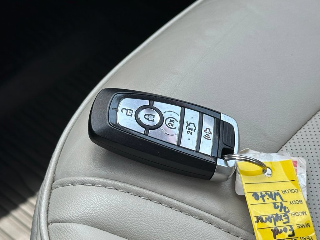 Used 2018 Ford Explorer Platinum AWD/4WD image 39