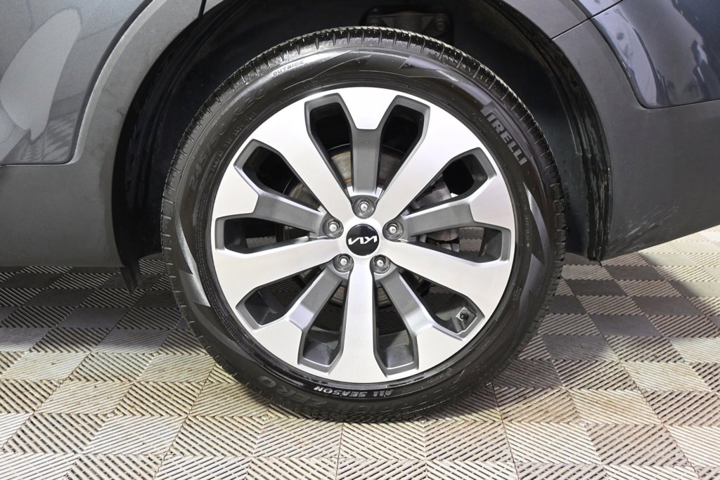 Used 2022 Kia Telluride S image 21