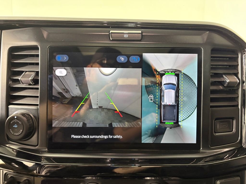 Used 2026 Ford F250 Lariat w/ Black Appearance Package image 19