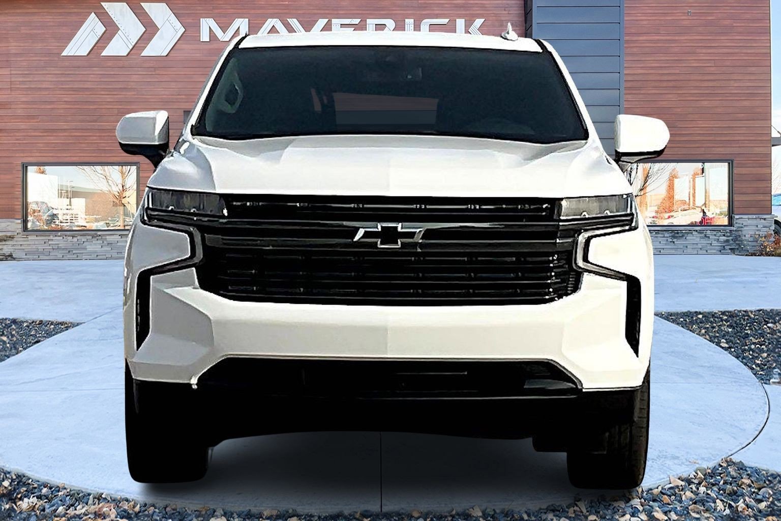 Used 2021 Chevrolet Suburban RST image 2