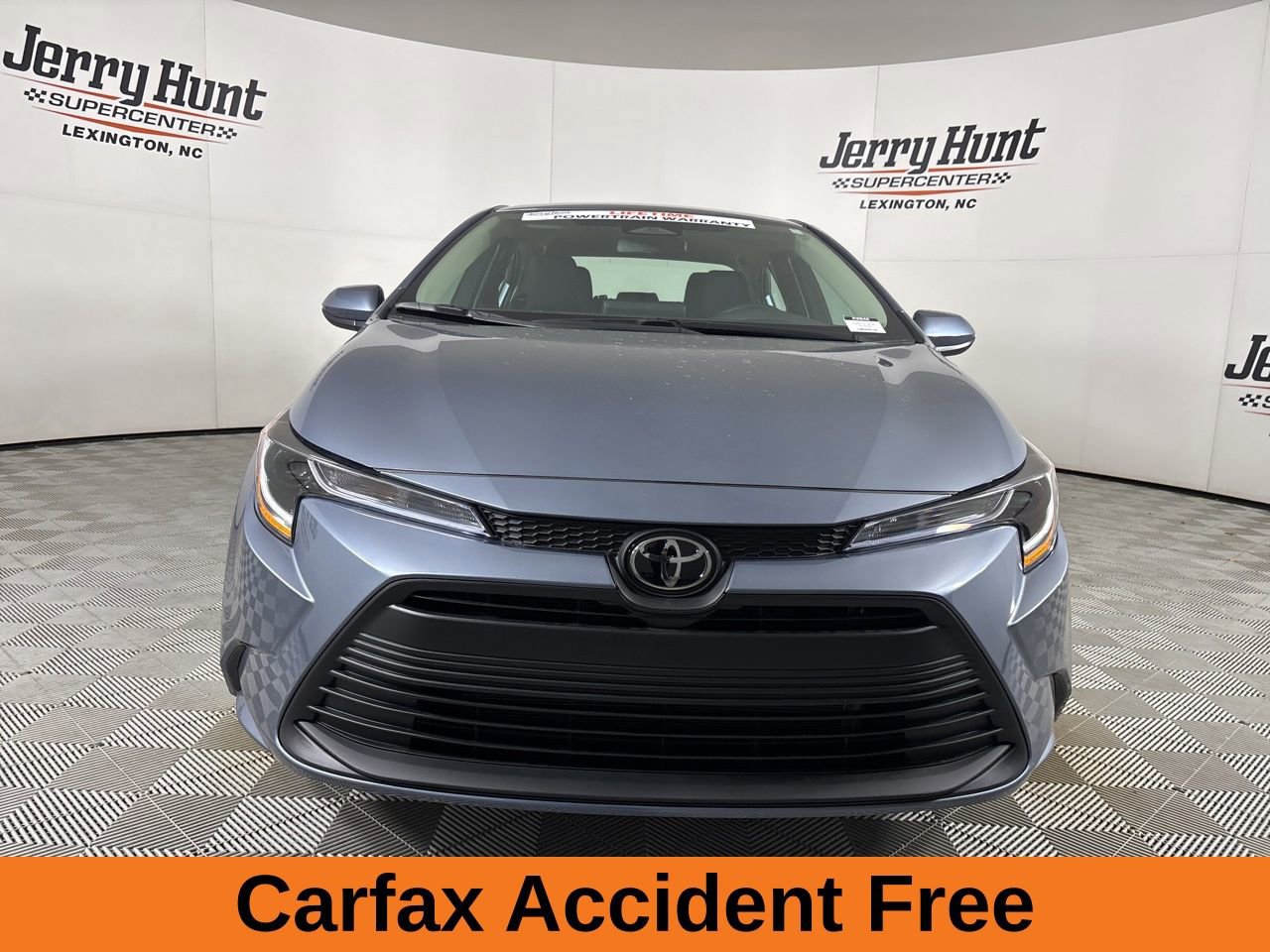 Used 2026 Toyota Corolla LE image 3