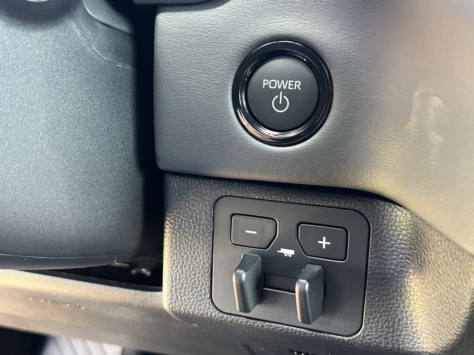 New 2026 Toyota Sequoia Platinum AWD/4WD image 27