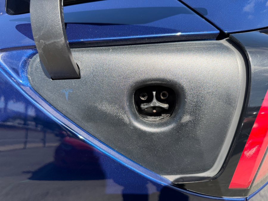 Used 2018 Tesla Model 3 Performance image 46