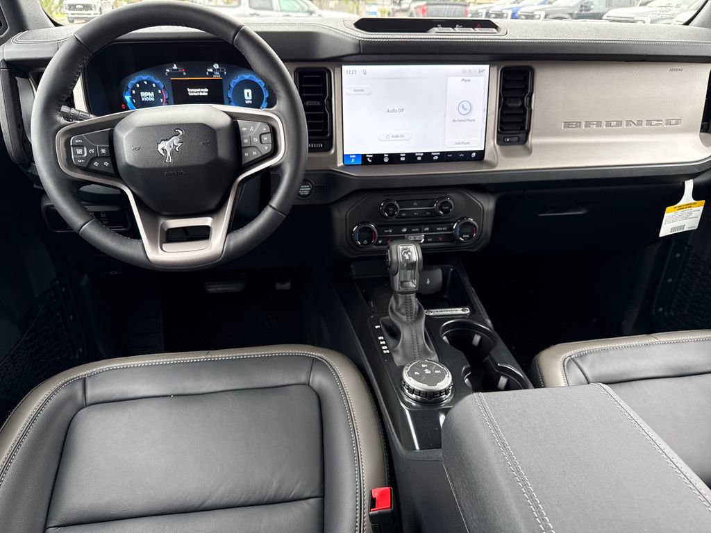 New 2026 Ford Bronco Outer Banks image 5