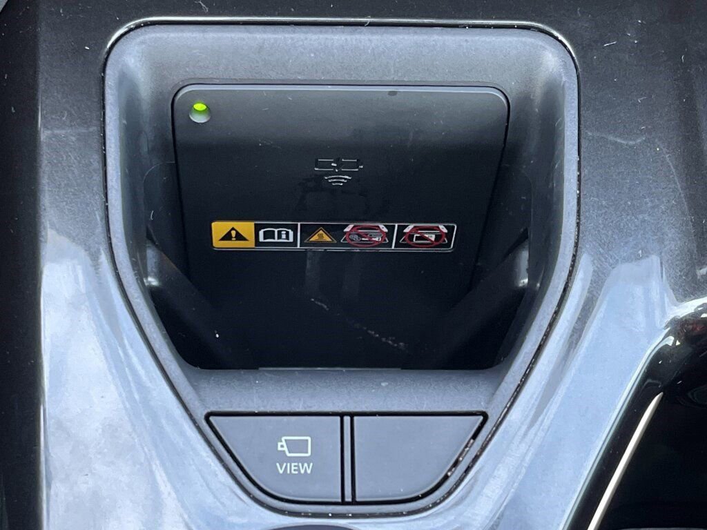 Used 2025 Toyota Crown Signia Limited image 7