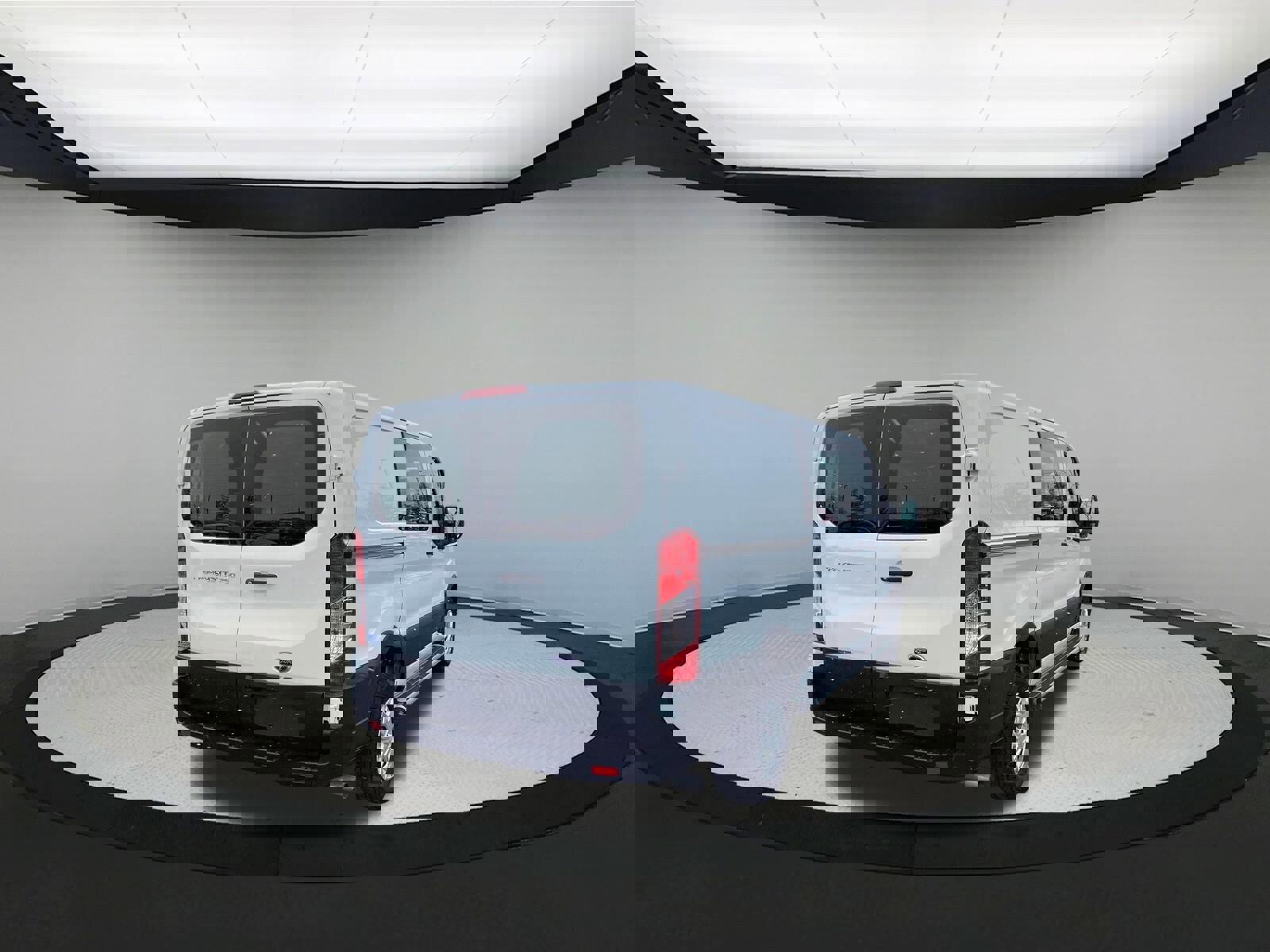 Used 2024 Ford Transit 250 Low Roof w/ Exterior Upgrade Package image 8