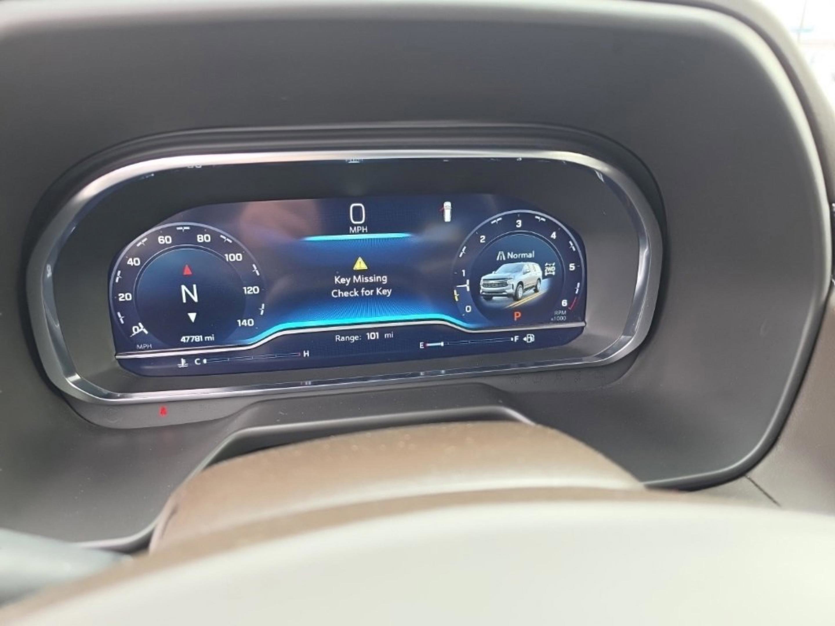 Used 2024 Chevrolet Suburban Z71 image 16