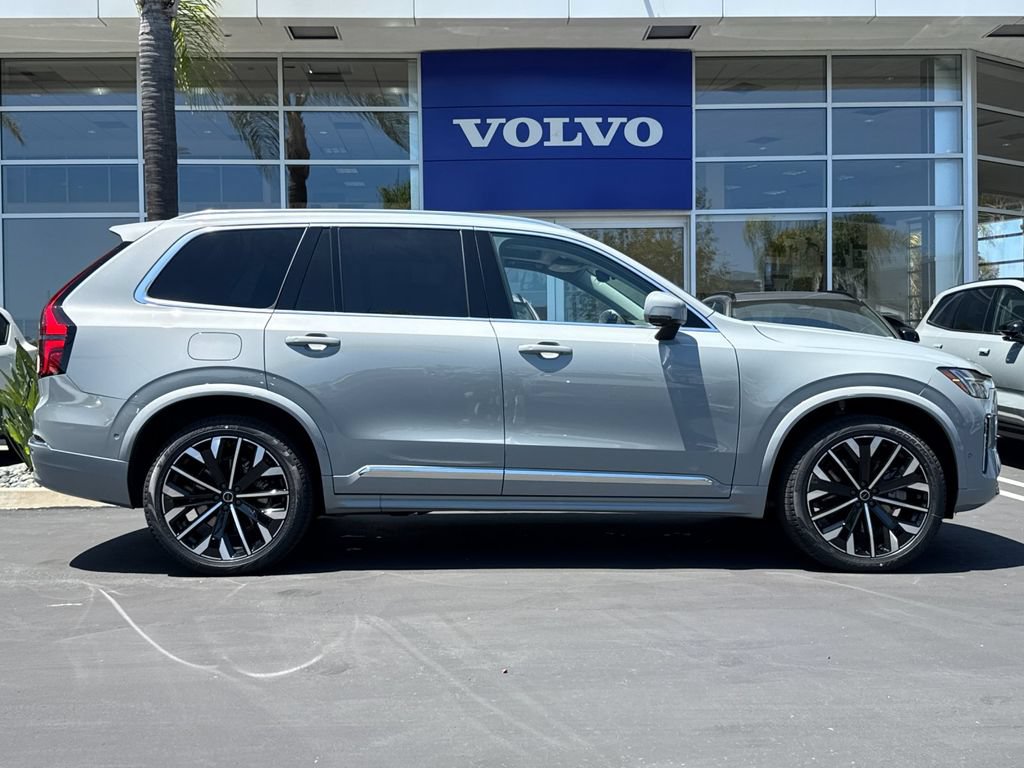 New 2026 Volvo XC90 T8 Plus AWD/4WD image 6