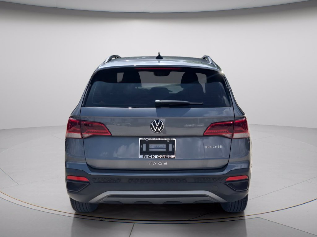 Certified 2024 Volkswagen Taos S FWD image 5