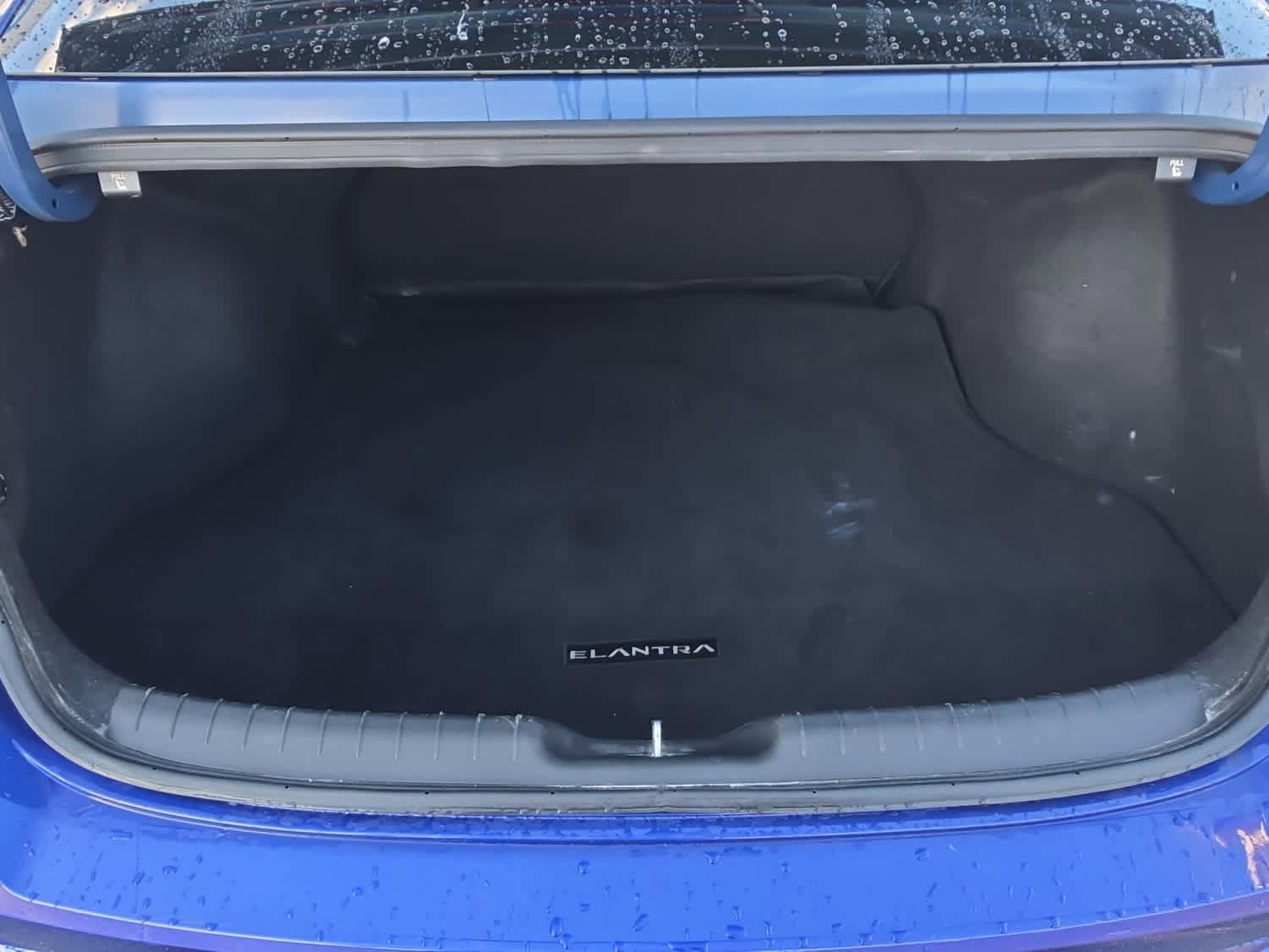Used 2022 Hyundai Elantra SEL FWD image 16