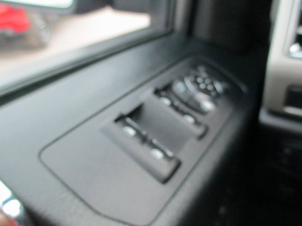 Used 2016 Ford F150 Lariat image 25