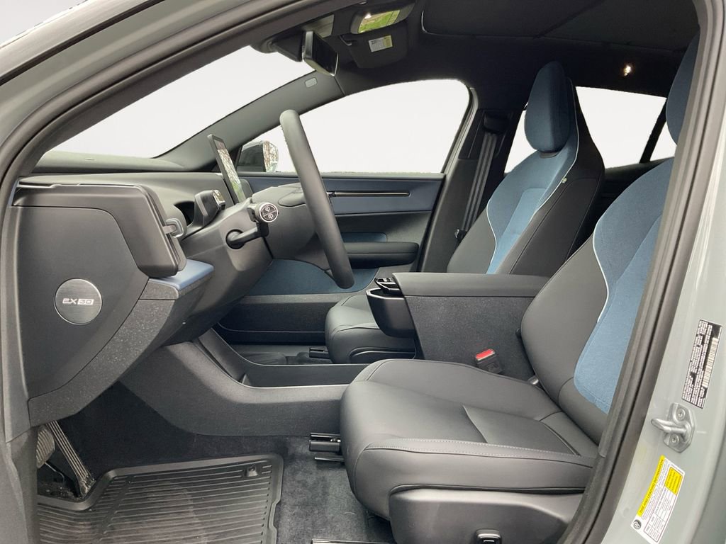 Used 2025 Volvo EX30 Ultra w/ Climate Package image 9