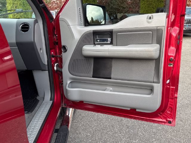 Used 2007 Ford F150 XLT AWD/4WD image 21
