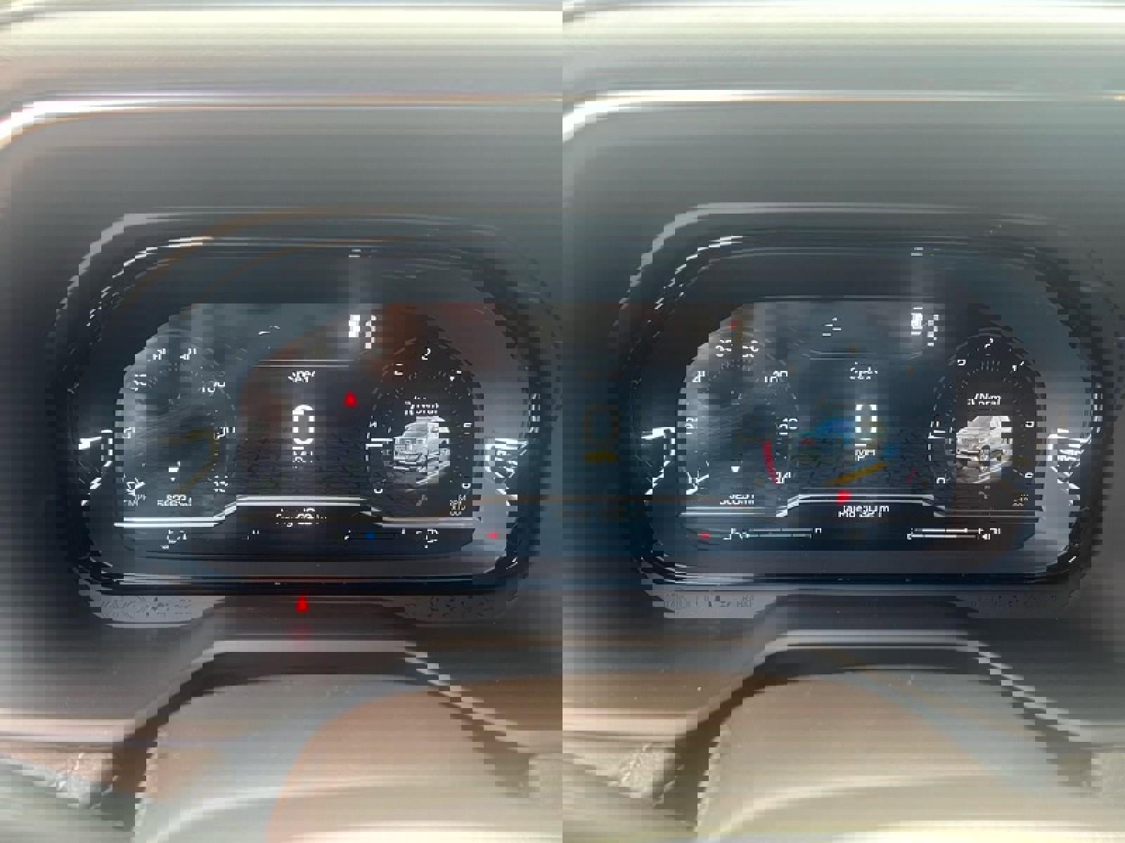 Used 2022 GMC Yukon XL Denali w/ Denali Premium Package image 17