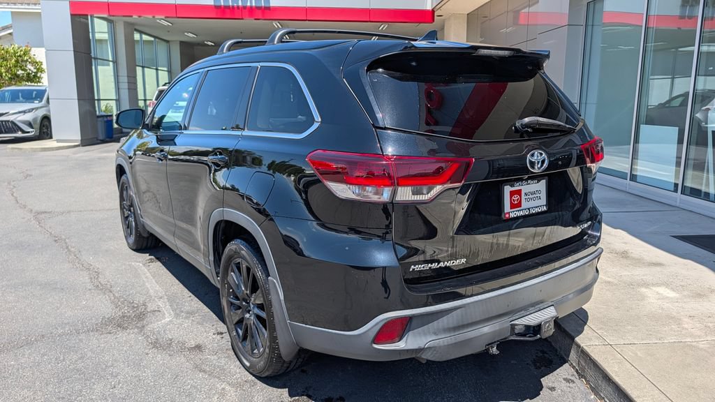 Used 2019 Toyota Highlander SE AWD/4WD image 7