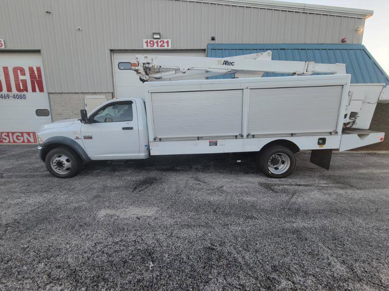 Used 2017 RAM 5500 Tradesman w/ Power & Remote Entry Group RWD image 8