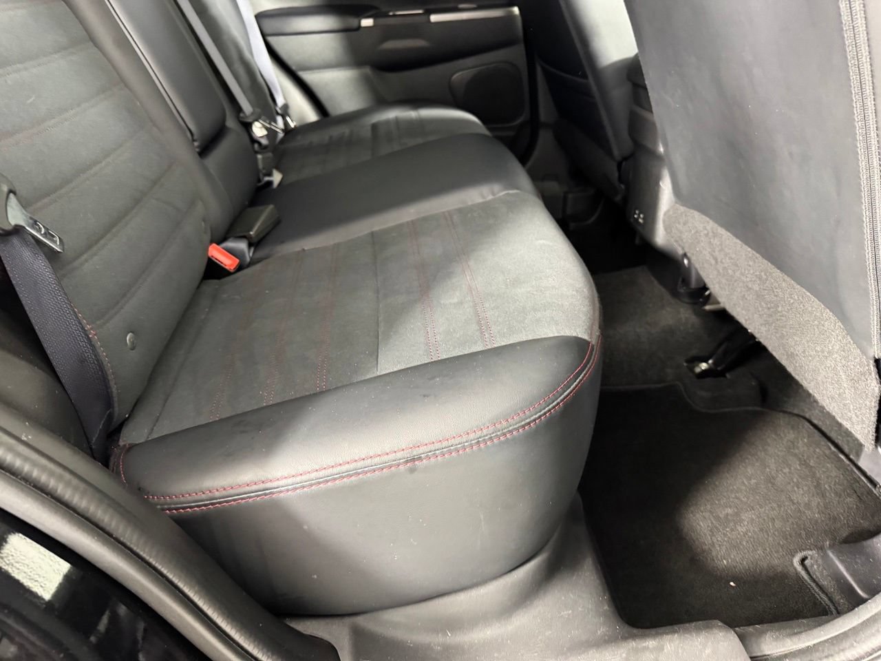 Used 2024 Mitsubishi Outlander Sport SE AWD/4WD image 29