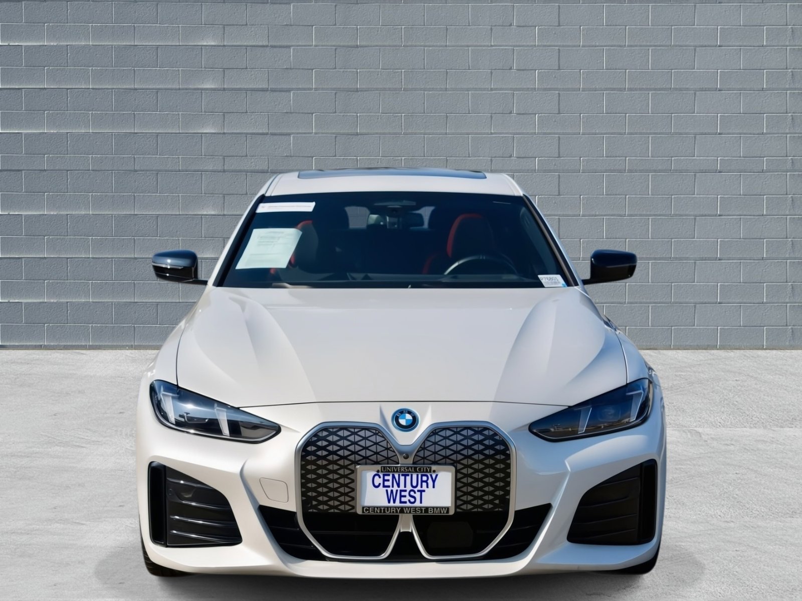 Used 2025 BMW i4 xDrive40i image 2