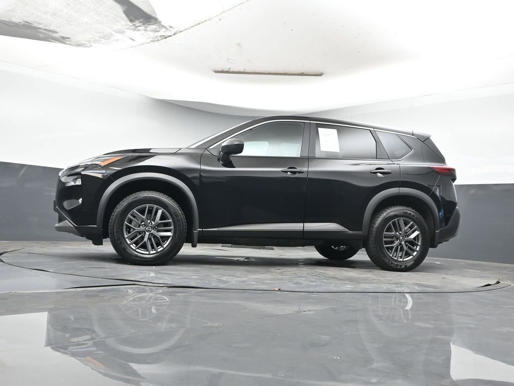Used 2023 Nissan Rogue S image 25