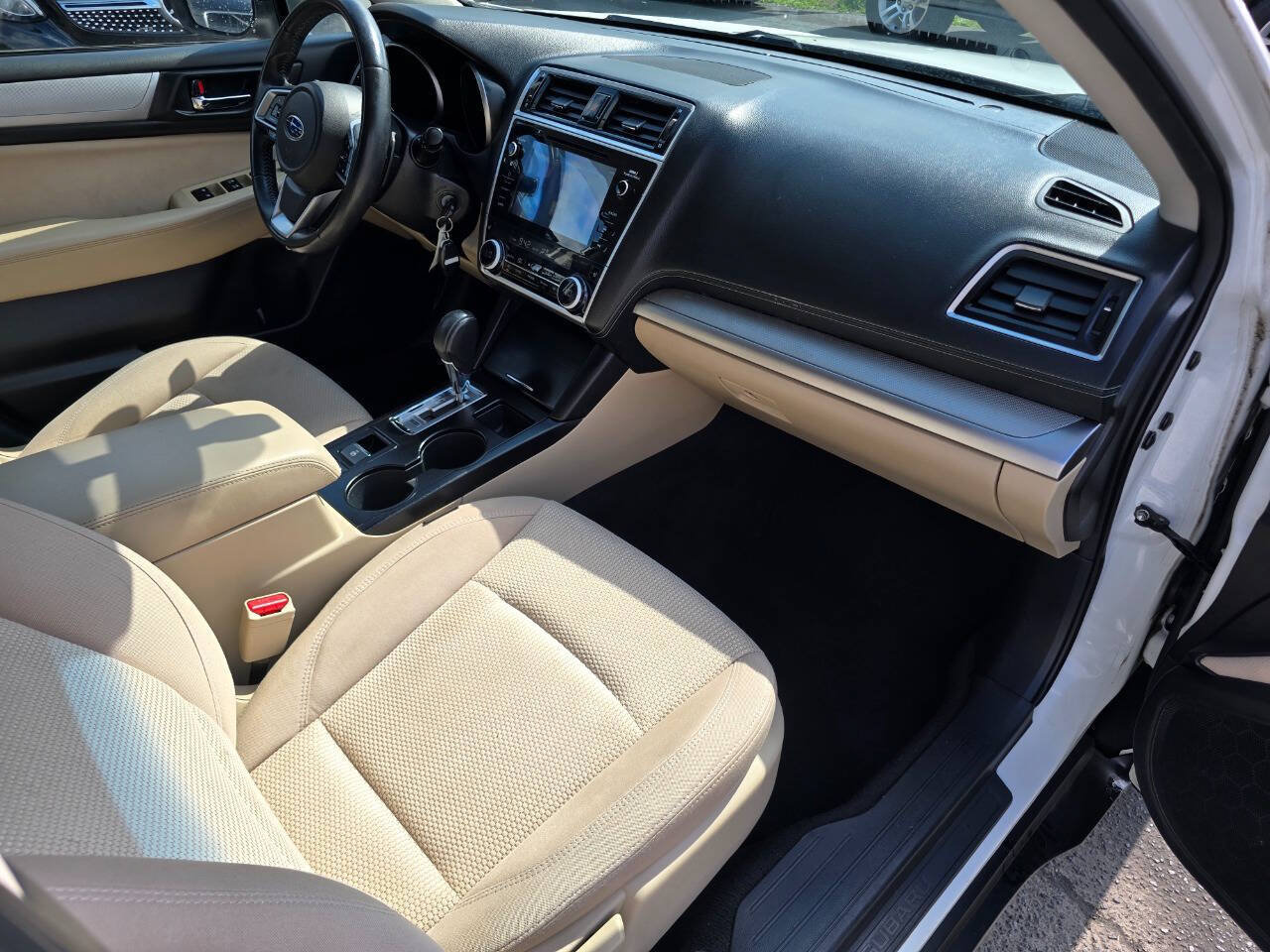 Used 2018 Subaru Outback 2.5i Premium AWD/4WD image 26