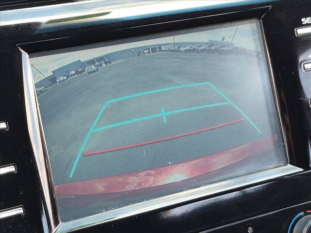 Used 2019 Toyota Camry LE FWD image 12